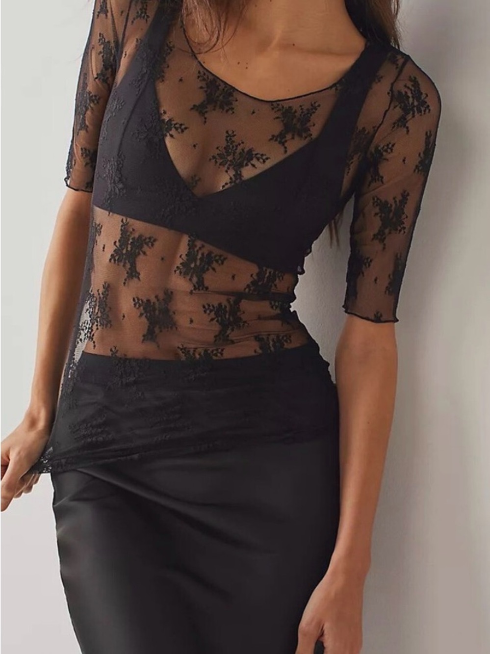 Free people Lace top. NWT. Black - Picture 3 of 3